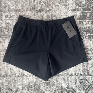 New Women’s Bad Birdie Core Performance Short